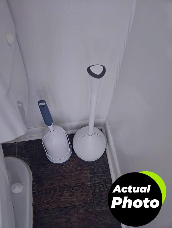 clorox-toilet-plunger-organizer-pic-2