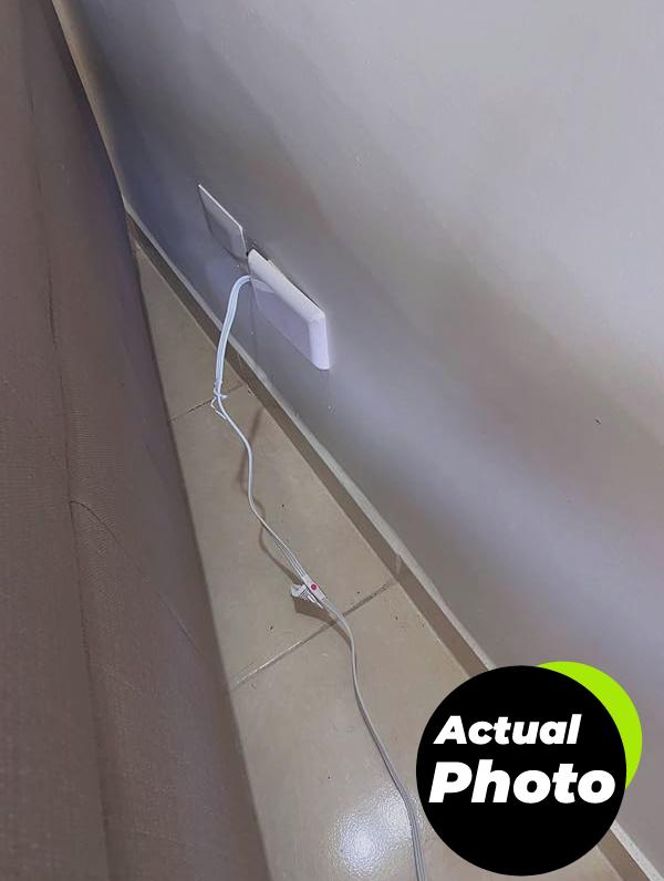 sleek-socket-original-cord-concealer-pic-1