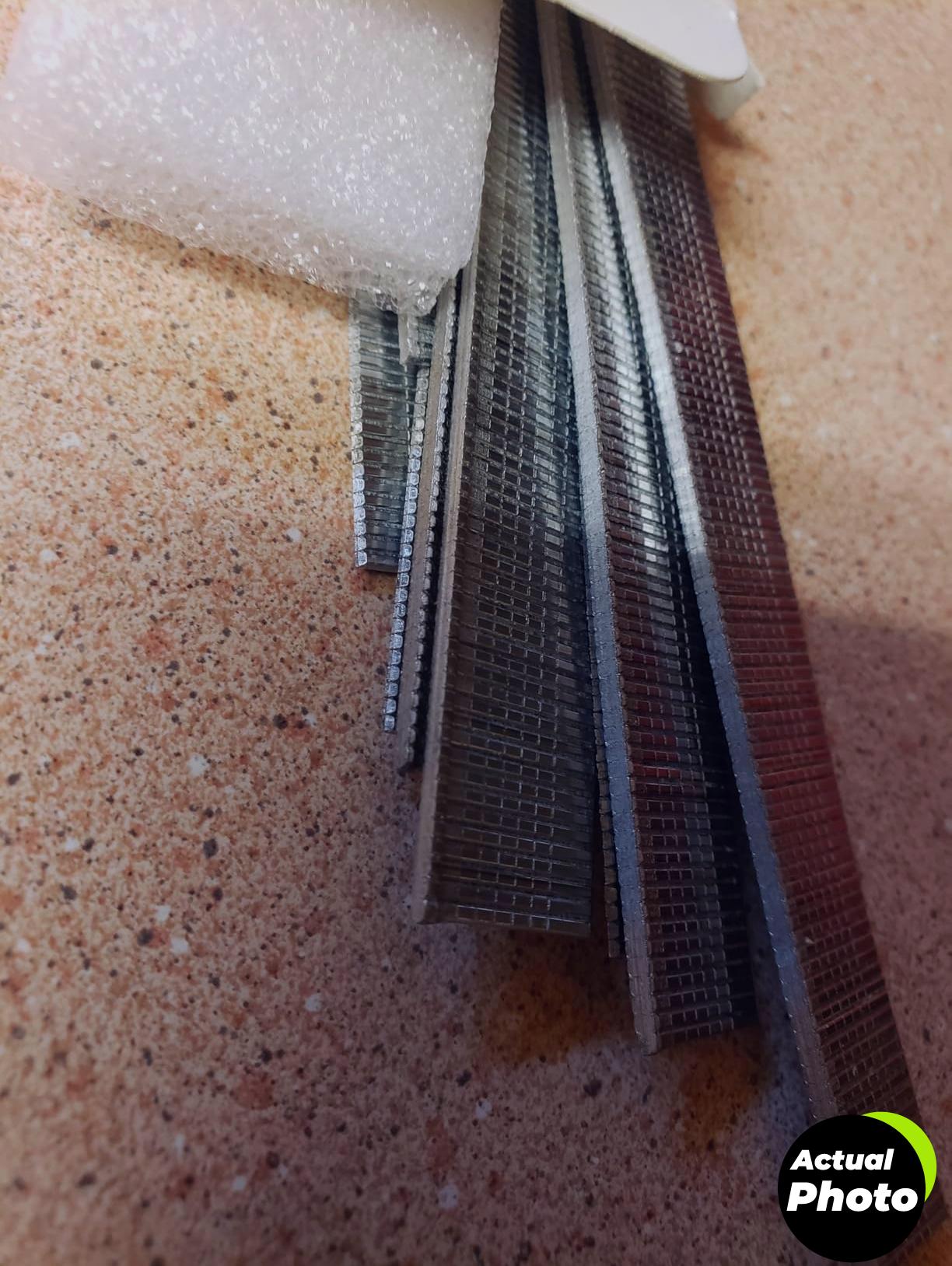 brad-nails-1000-counts-18ga-2inch-galvanized-foto-2